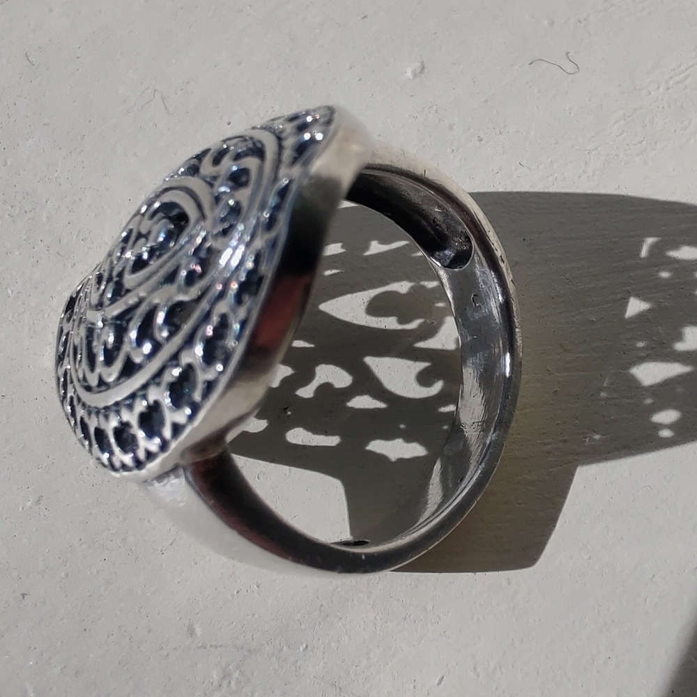 Sterling Silver Oval Detailed Openwork Statement Ring Size 7 - Picture 6 of 12